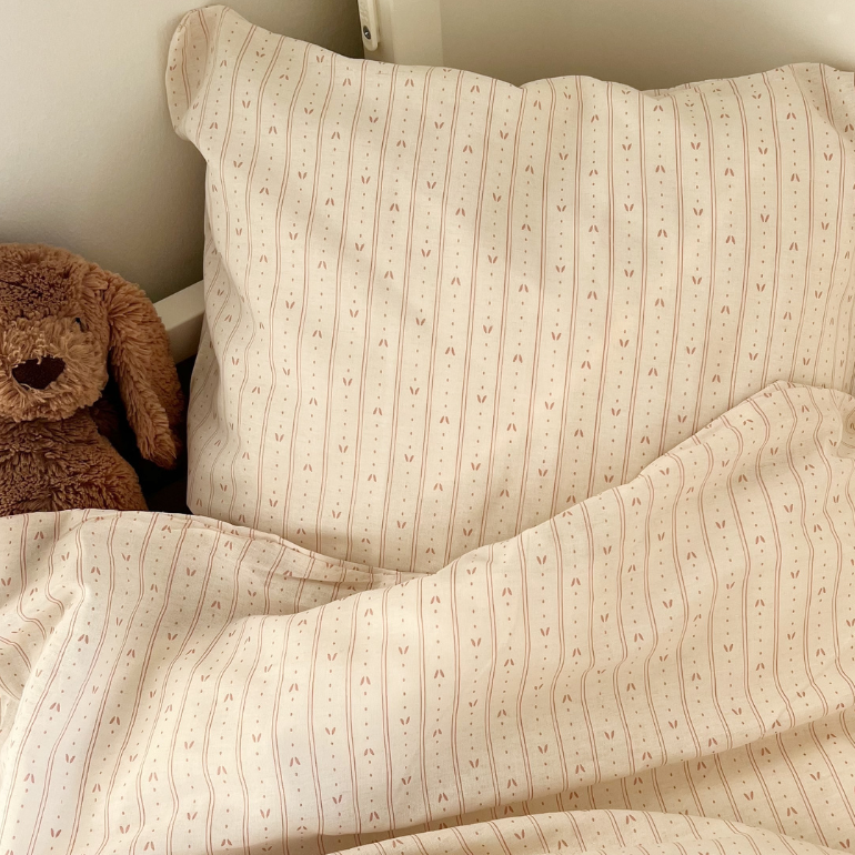 By Mats - Junior sengetøj - 100% Blødt bomuld - 100x140 cm - Leaf Stripe