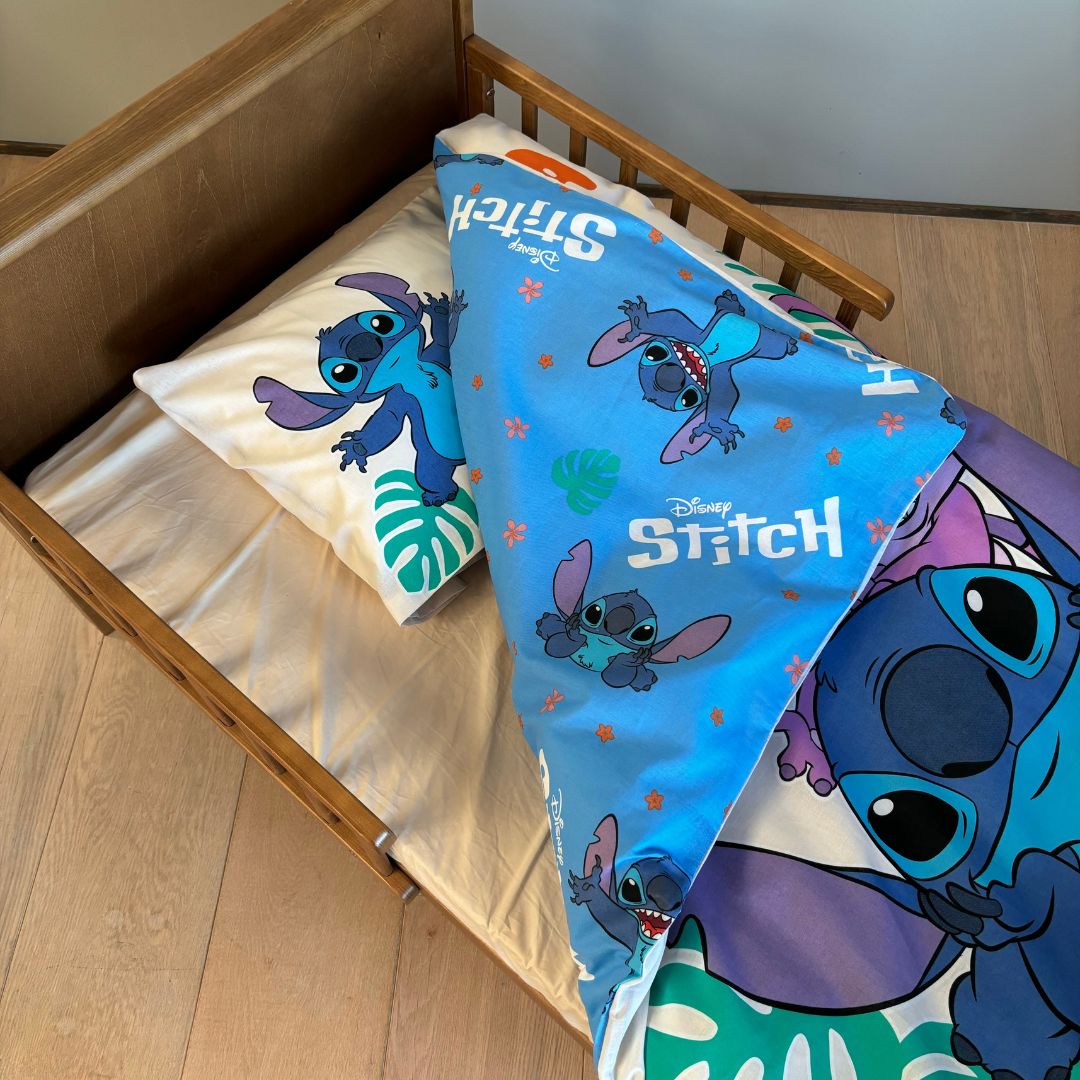 B - Junior sengetøj - Selvlysende sengetøj - 100x140 cm - 100% Bomuld - Lilo