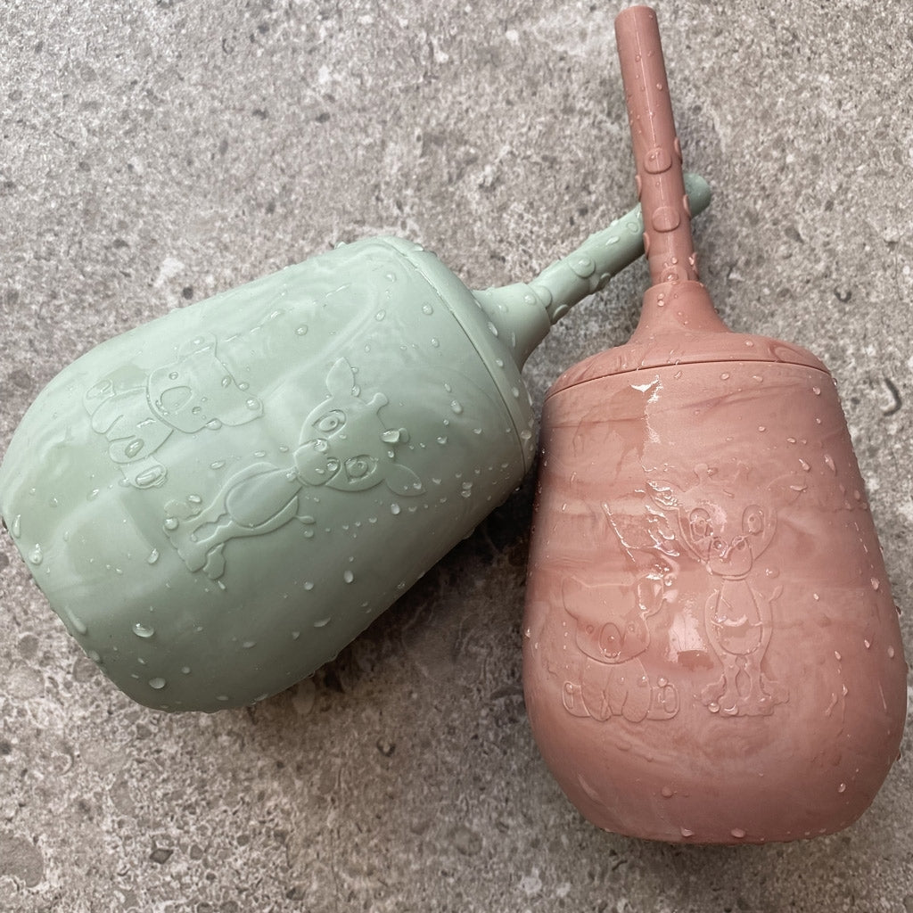 nuuroo - Silikone kop med sugerør til børn - 100% LFGB silikone - Green Light Mix