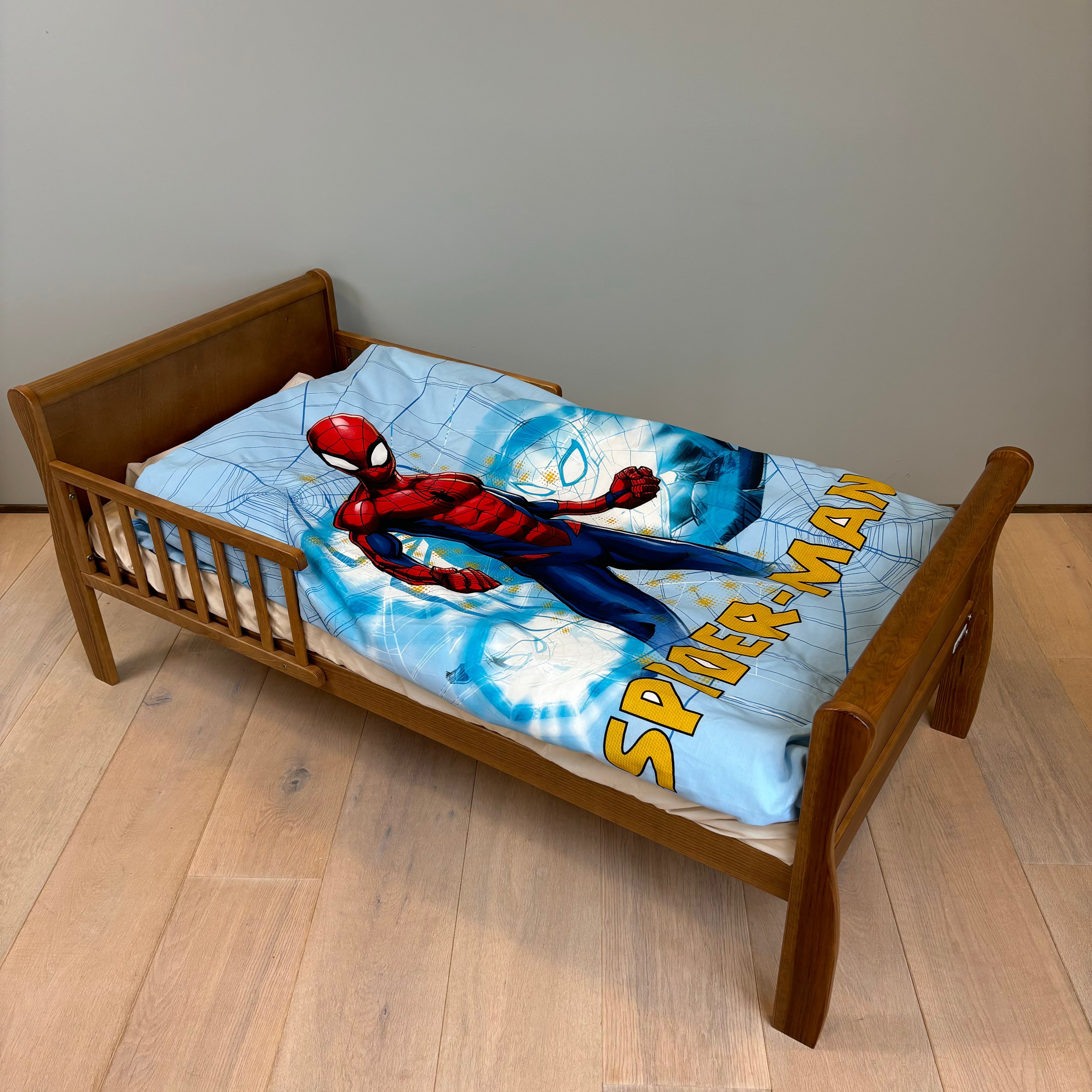B - Junior sengetøj - Spiderman - 100x140 cm - 100% Bomuld