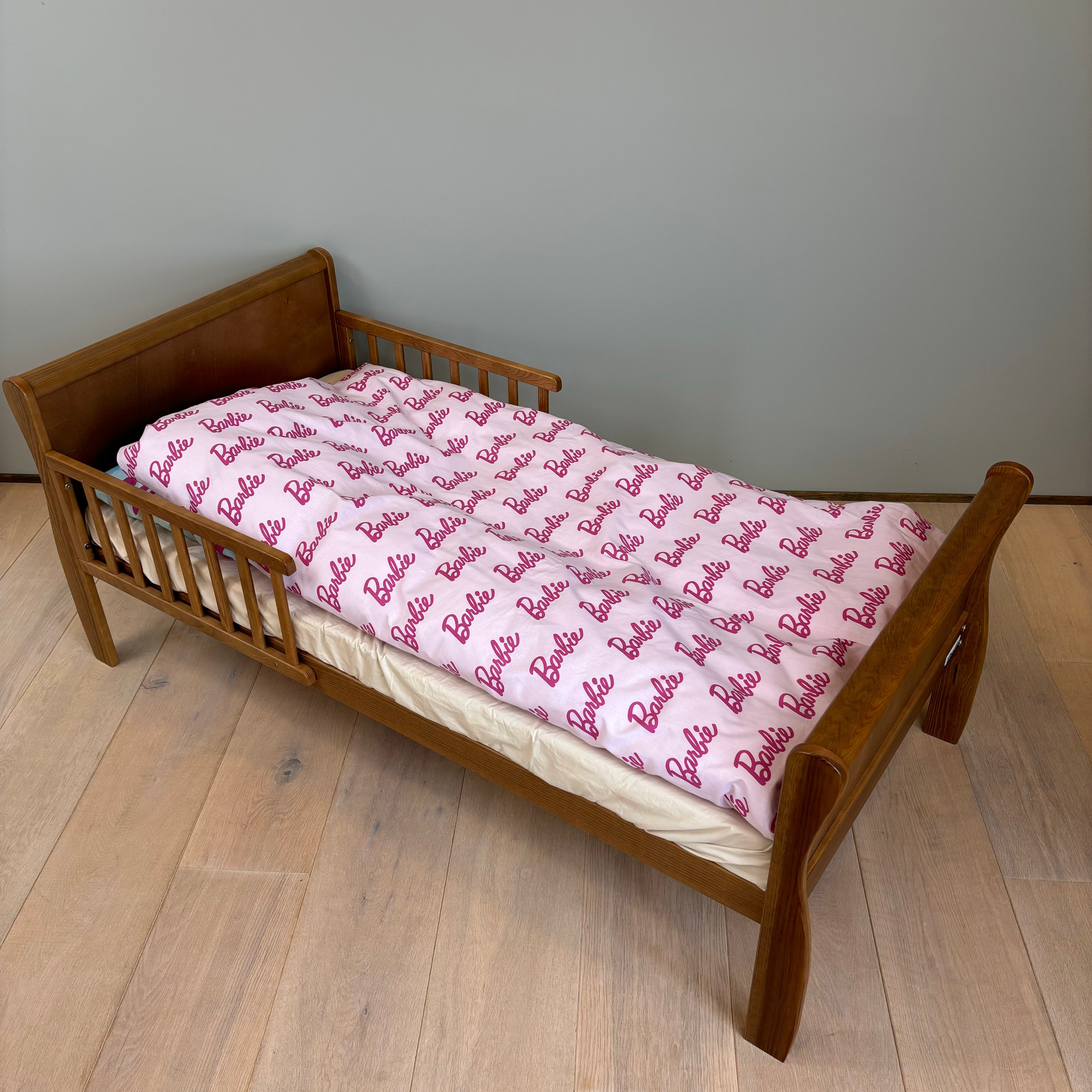 B - Junior sengetøj - Barbie - 100x140 cm - 100% Bomuld