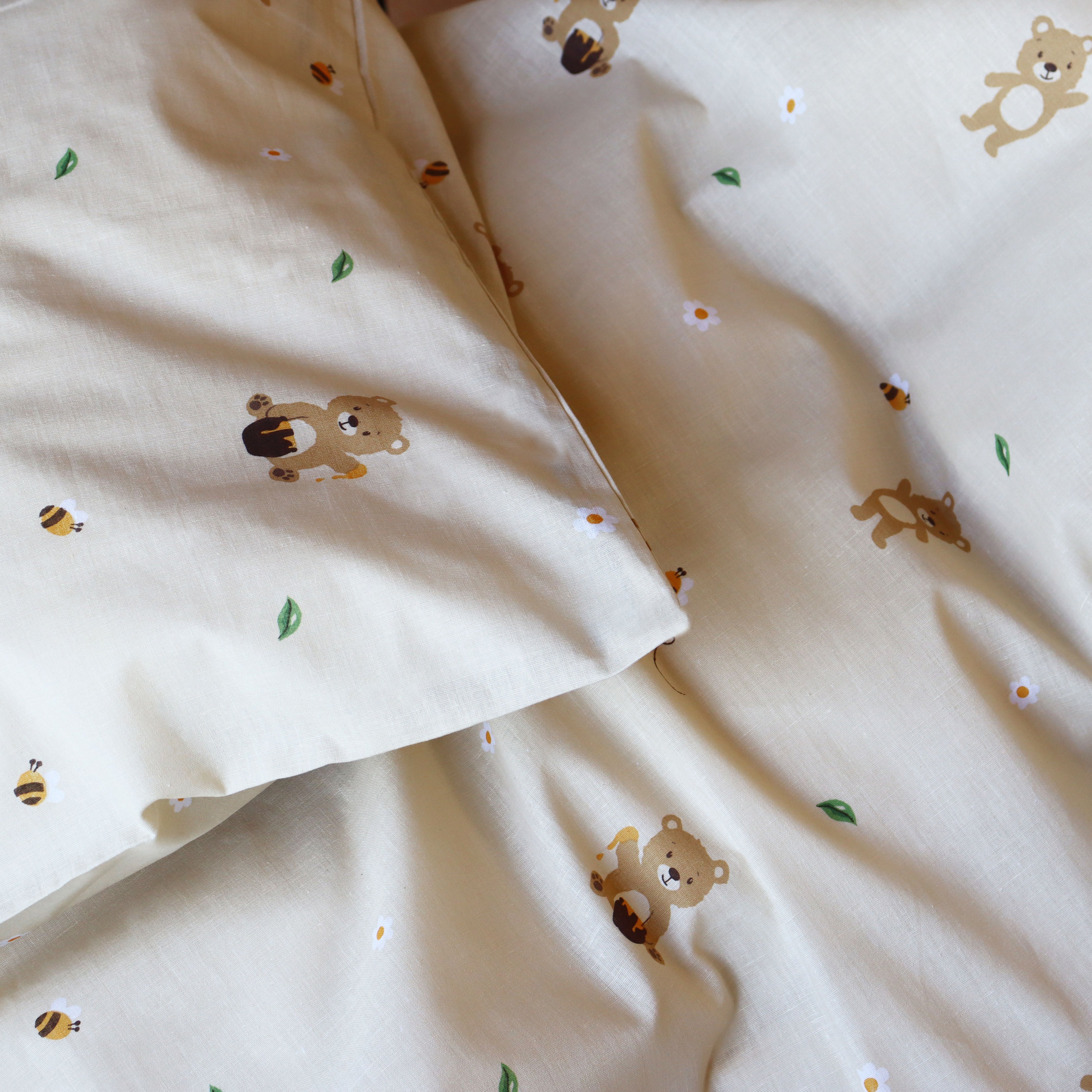 By Mats - Junior sengetøj - 100% Blødt bomuld - 100x140 cm - Teddy