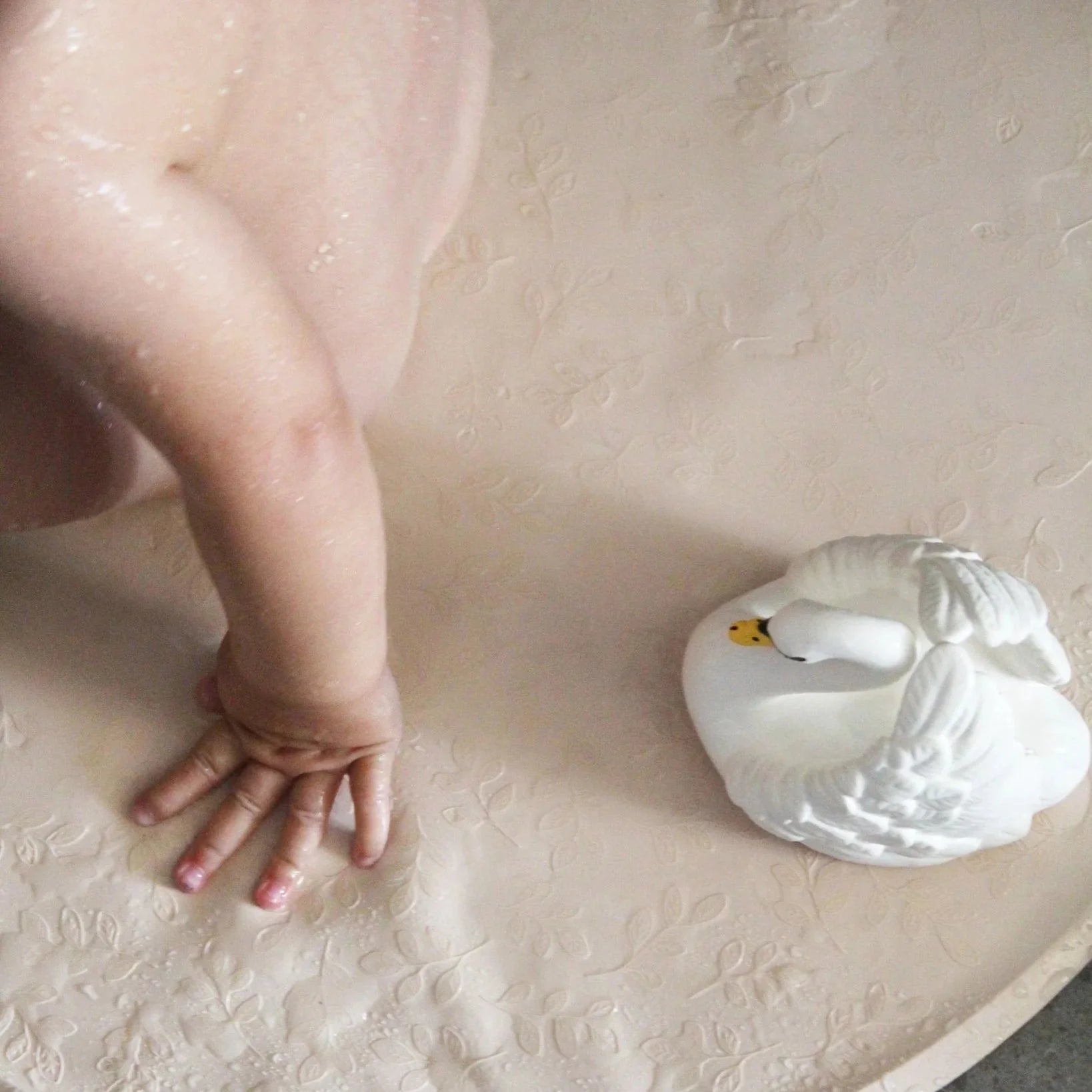 Natruba - Badedyr i naturgummi - Hvid svane - Stor