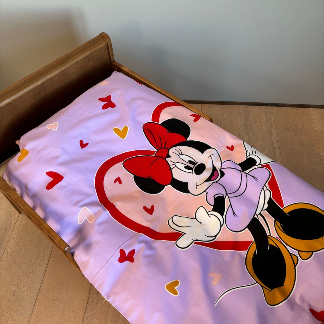 B - Junior sengetøj - Selvlysende sengetøj - 100x140 cm - 100% Bomuld - Minnie
