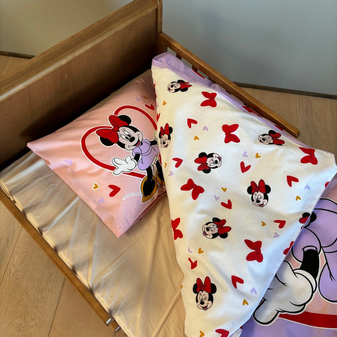 B - Junior sengetøj - Selvlysende sengetøj - 100x140 cm - 100% Bomuld - Minnie