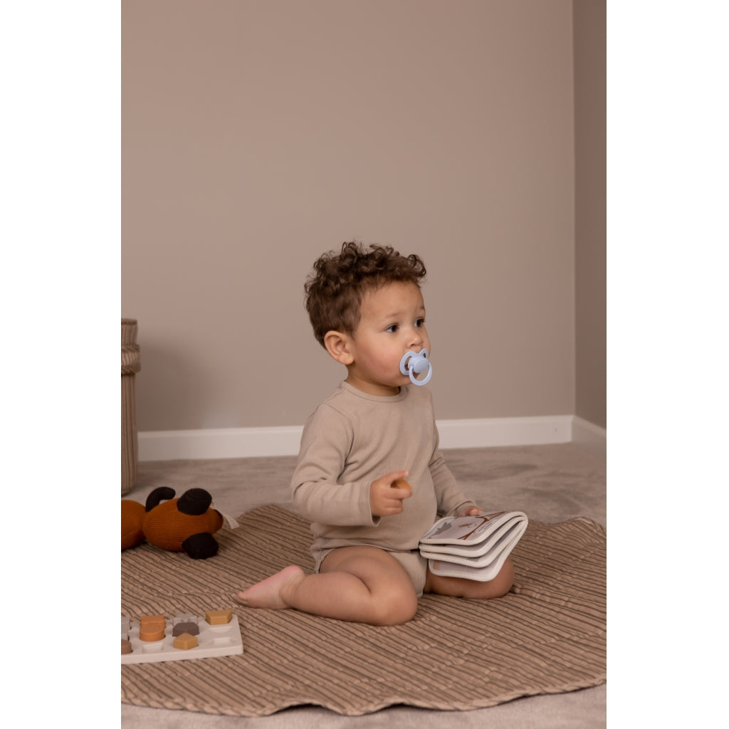 nuuroo - Legetæppe til små børn - Økologisk bomuld - 100 cm - Cream stripe