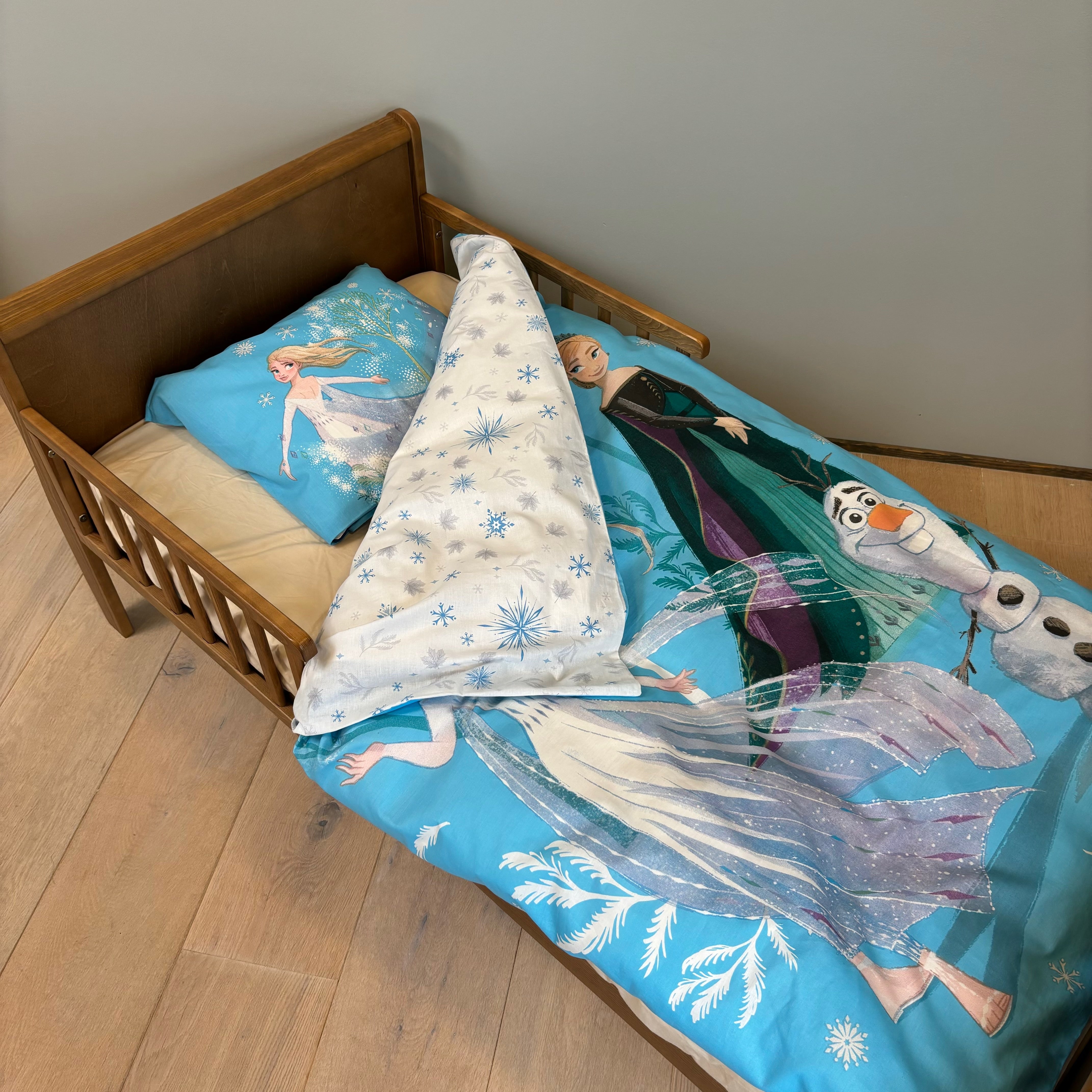 B - Senior sengetøj - Frozen - 140x200 cm - 100% Bomuld