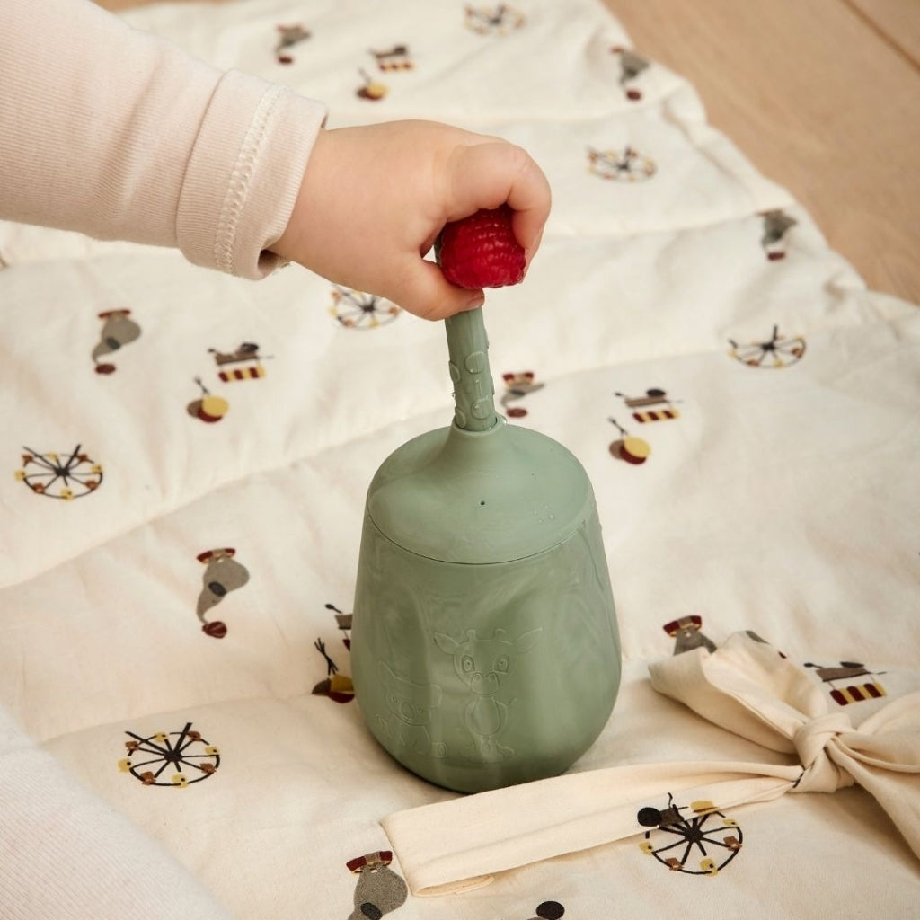 nuuroo - Silikone kop med sugerør til børn - 100% LFGB silikone - Green Light Mix