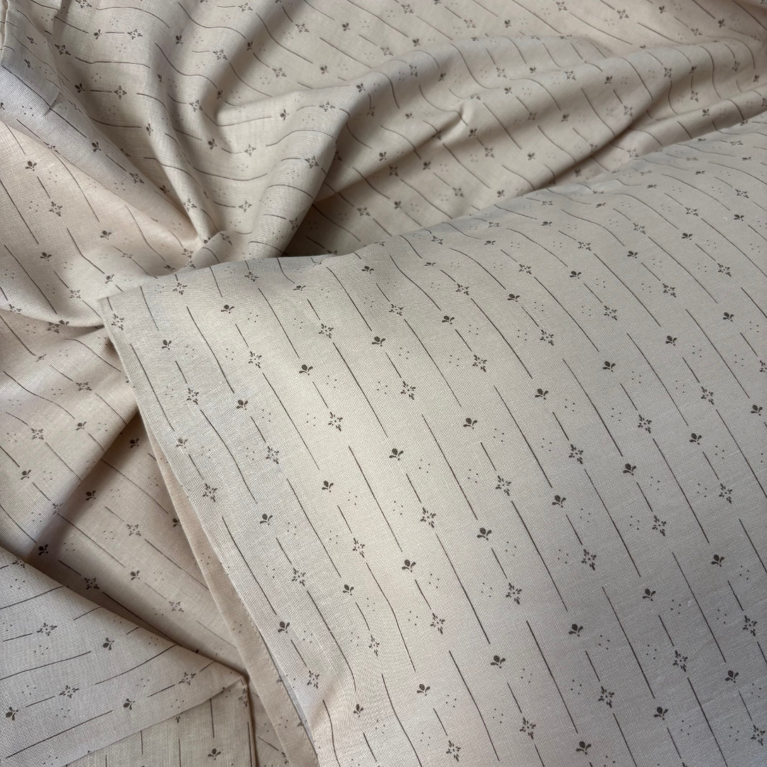 By Mats - Junior sengetøj - 100% Blødt bomuld - 100x140 cm - Flower Stripe