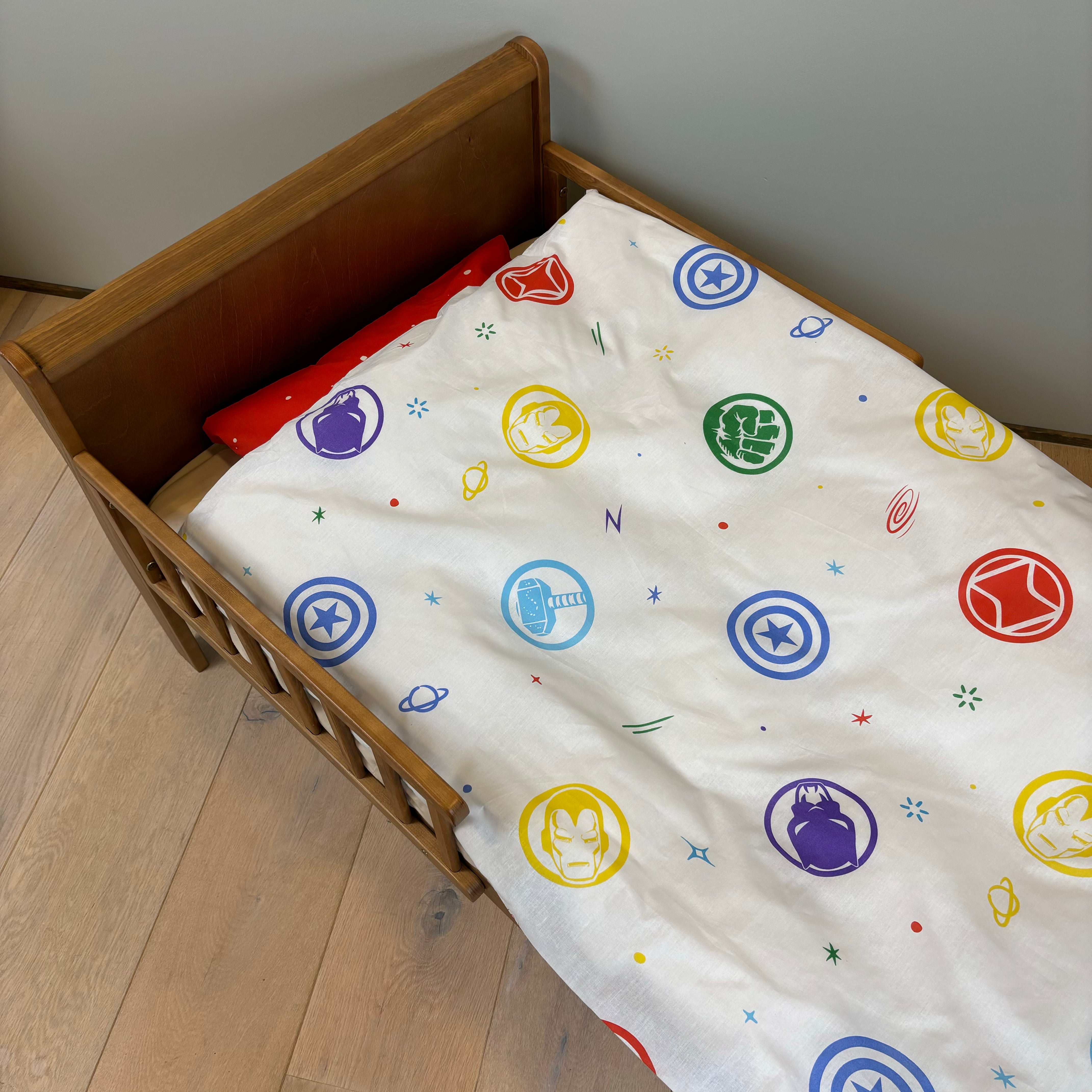 B - Senior sengetøj - Avengers - 140x200 cm - 100% Bomuld