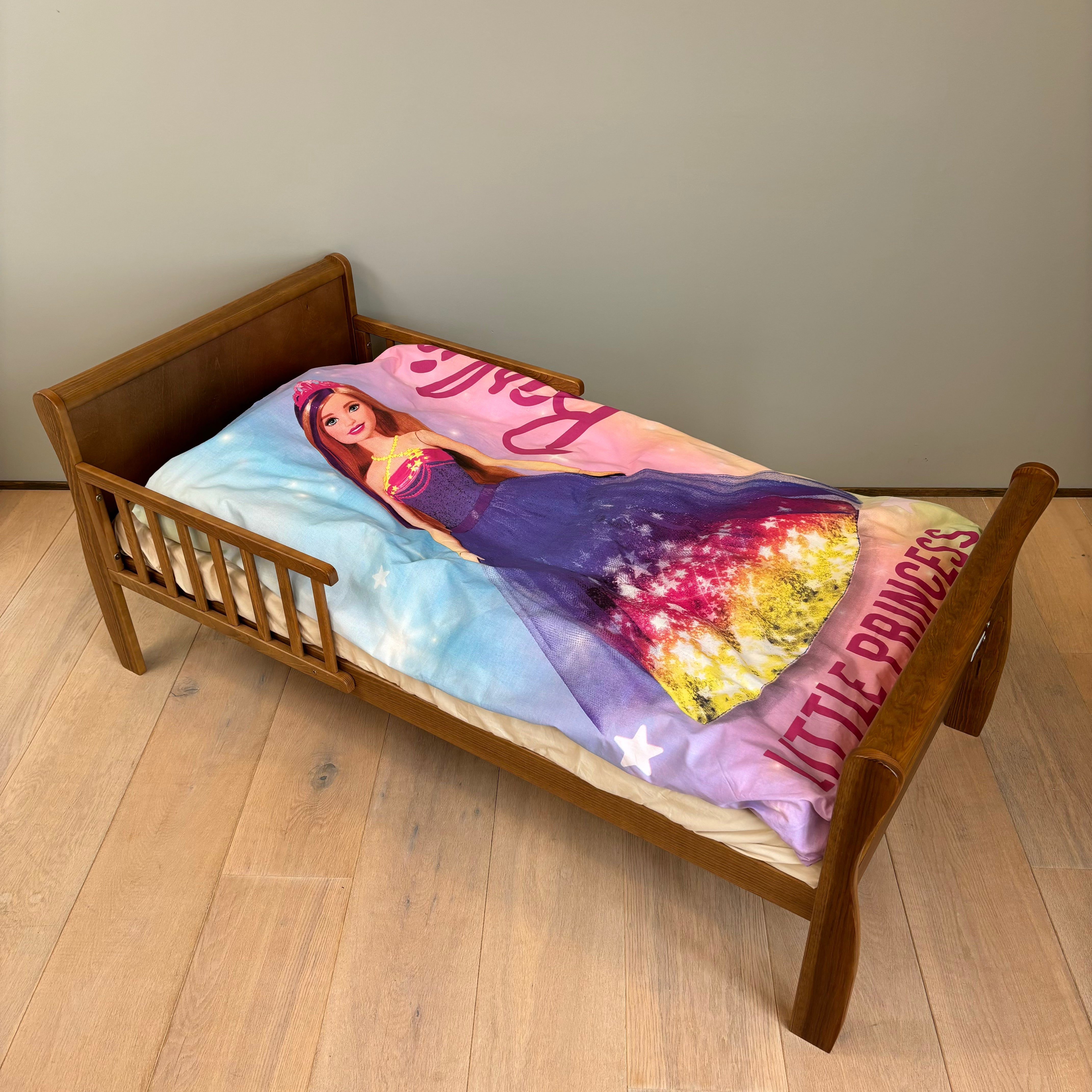 B - Junior sengetøj - Barbie - 100x140 cm - 100% Bomuld