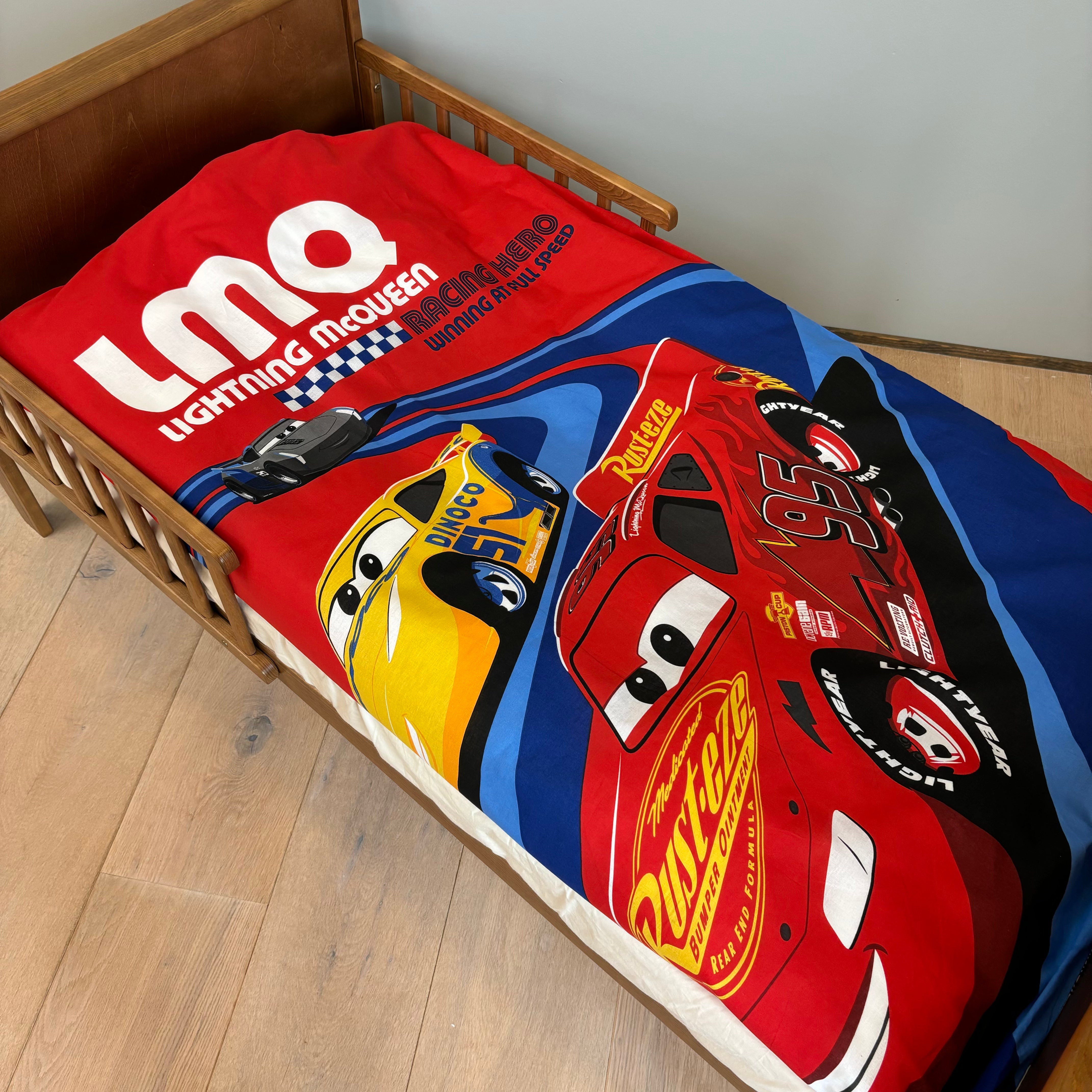 B - Senior sengetøj - Cars - 140x200 cm - 100% Bomuld