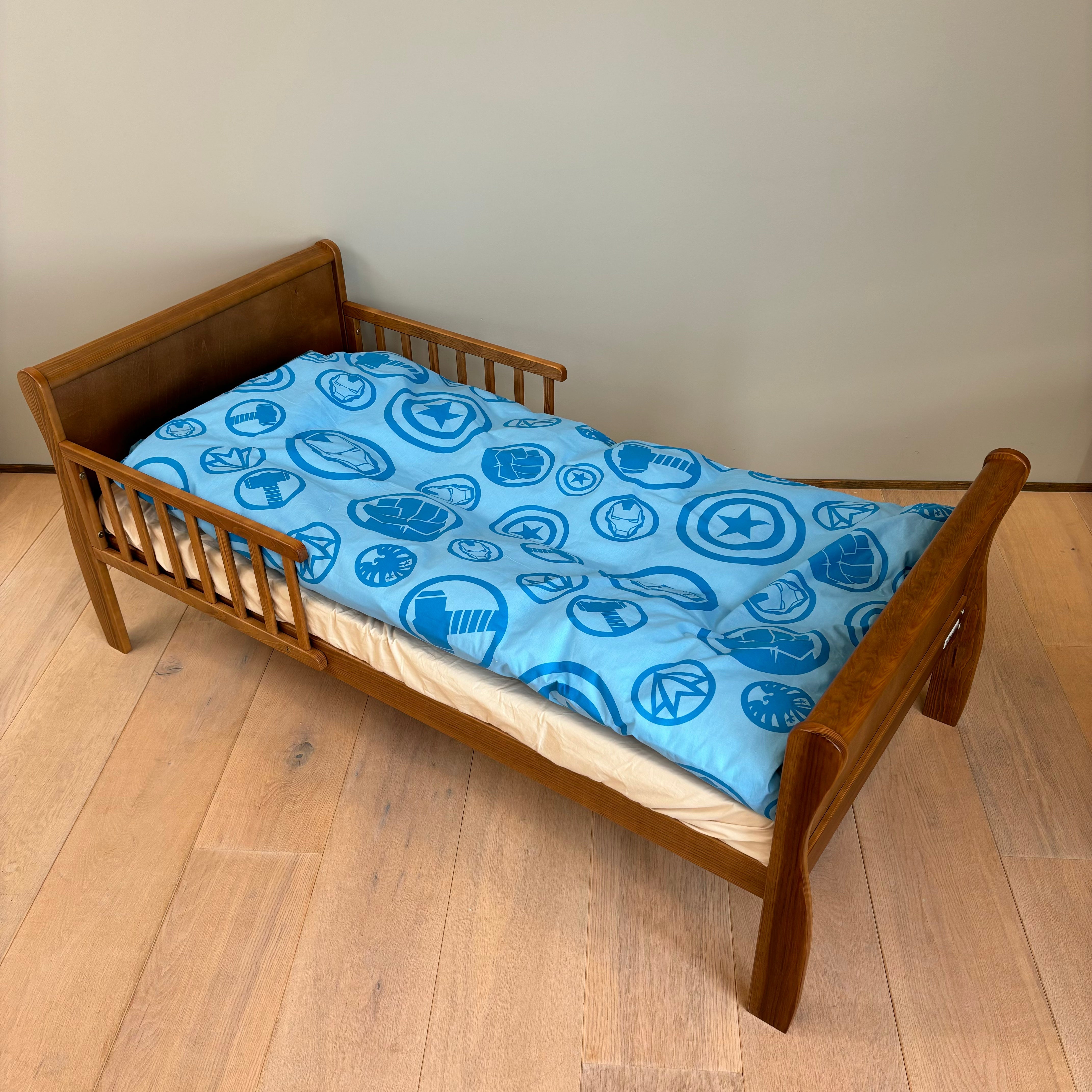 B - Senior sengetøj - Avengers - 140x200 cm - 100% Bomuld