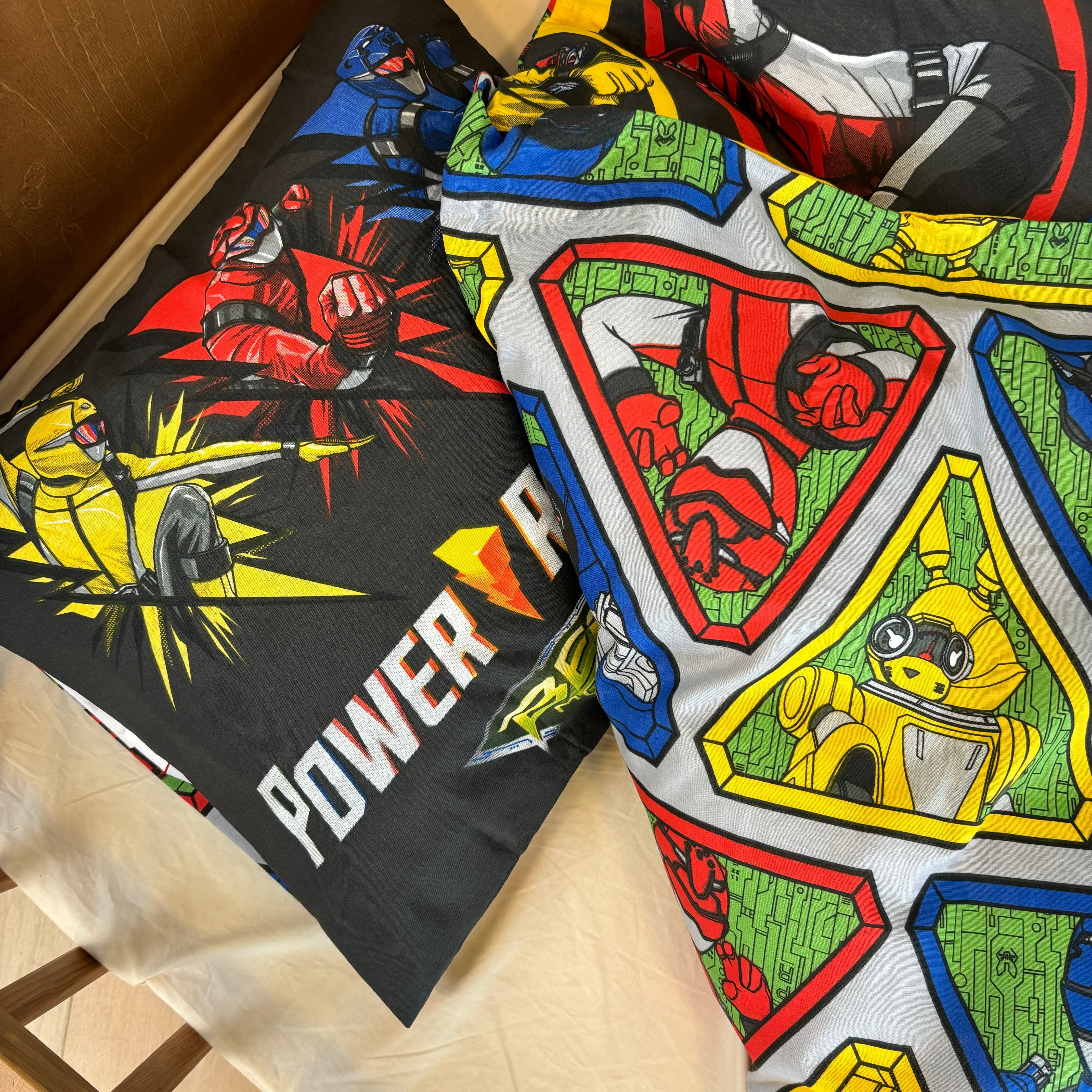 B - Junior sengetøj - Power Rangers - 100x140 cm - 100% Bomuld