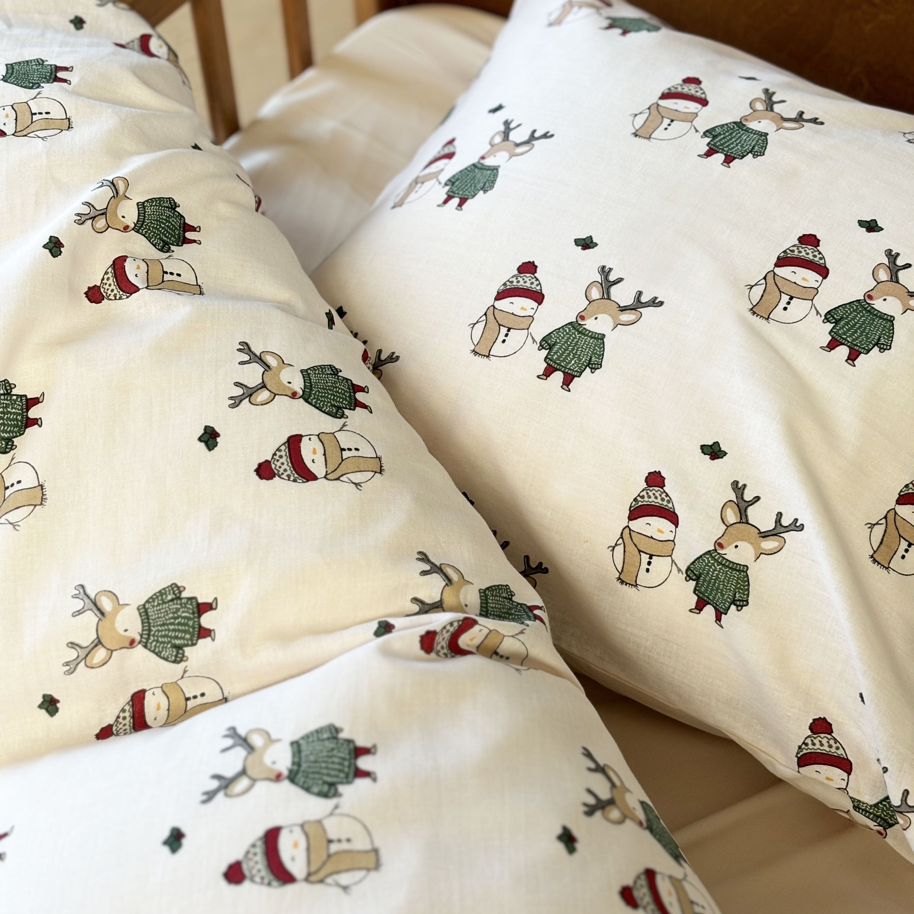 By Mats - Junior sengetøj - 100% Blødt bomuld - 100x140 cm - Winter Friends