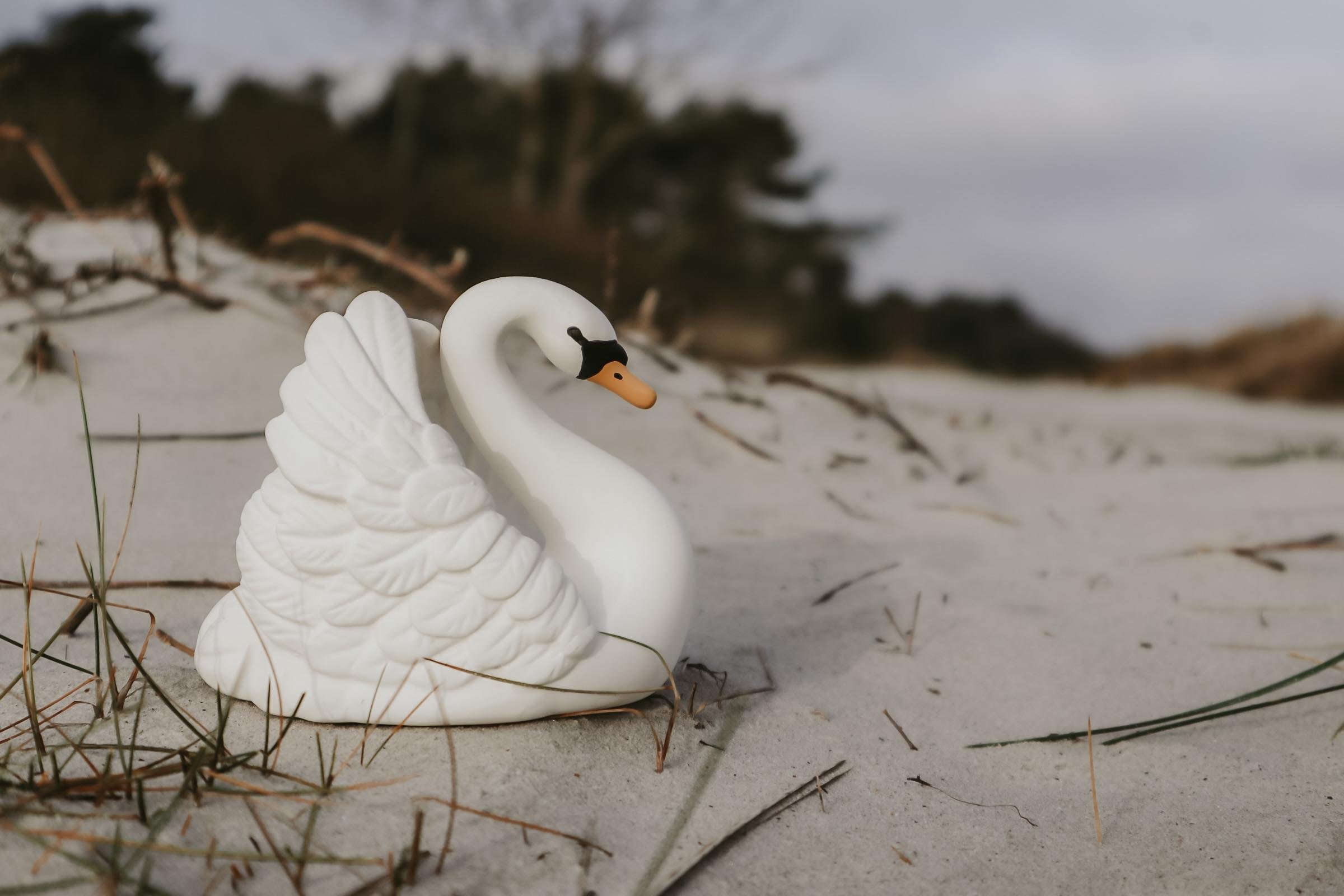 Natruba - Badedyr i naturgummi - Hvid svane - Stor
