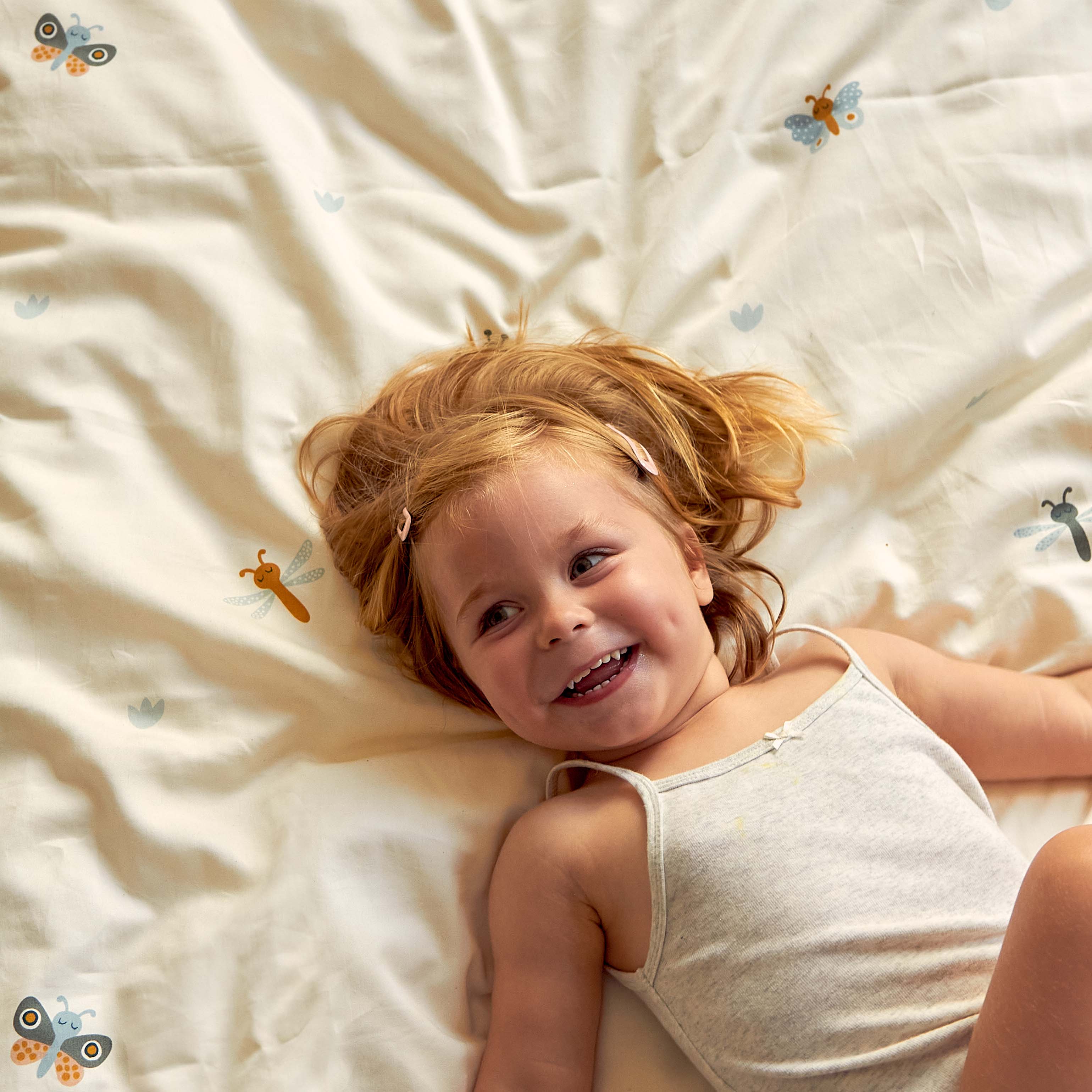 Roommate - Junior sengetøj - 100% økologisk bomuldssatin - 100x140 40x45 cm - Baby Bugs