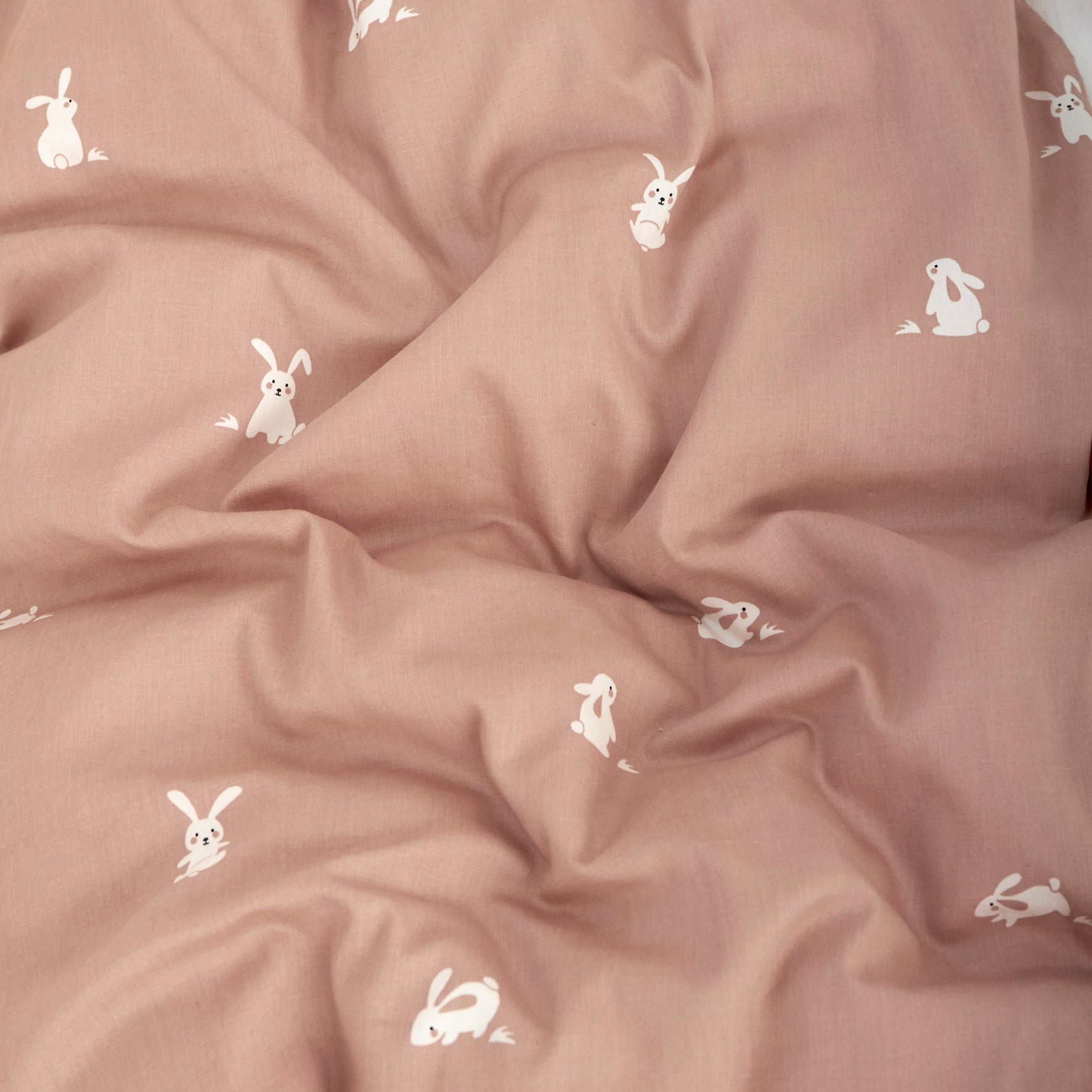 Roommate - Junior sengetøj - 100% økologisk bomuldssatin - 100x140 40x45 cm - Rabbit