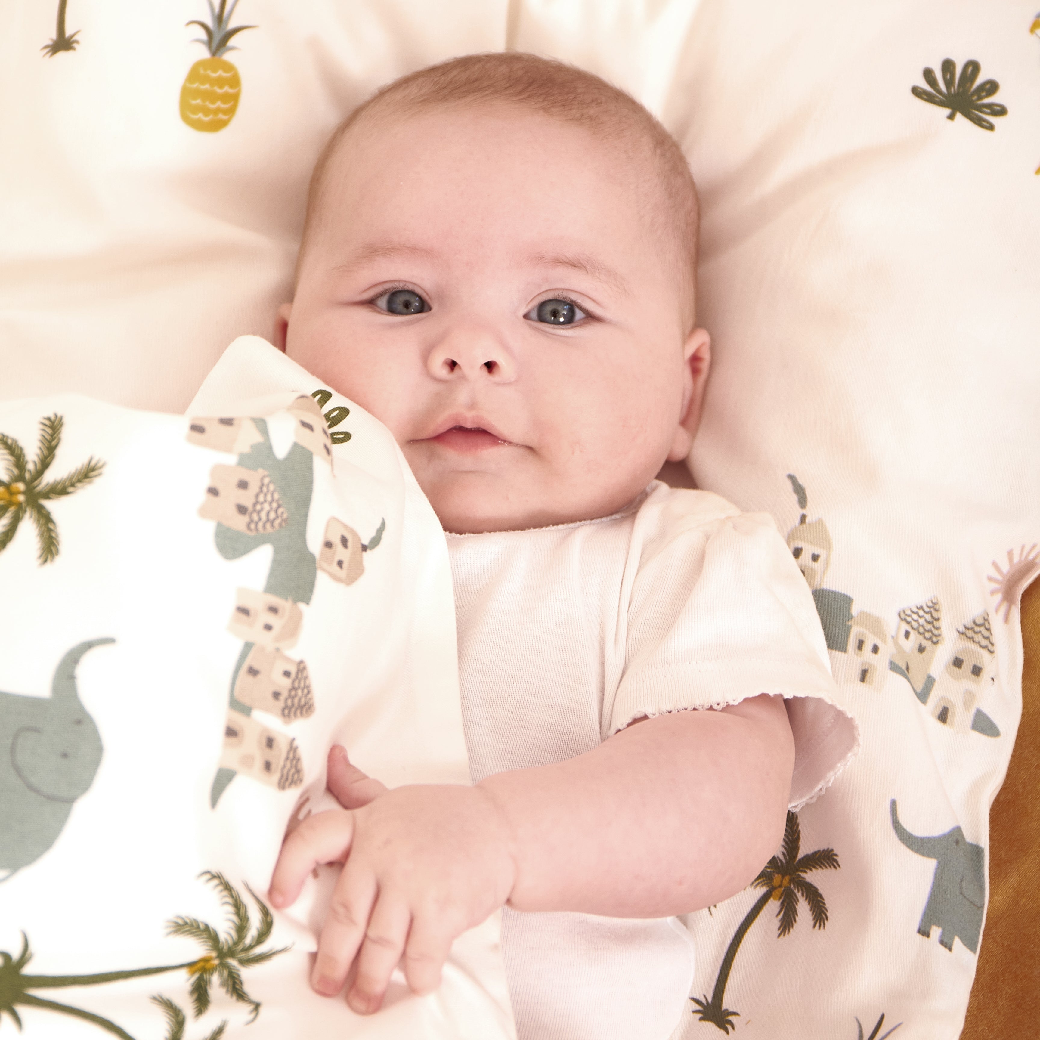 Roommate - Baby sengetøj - 100% økologisk bomuldssatin - 70x100 40x45 cm - Tropical