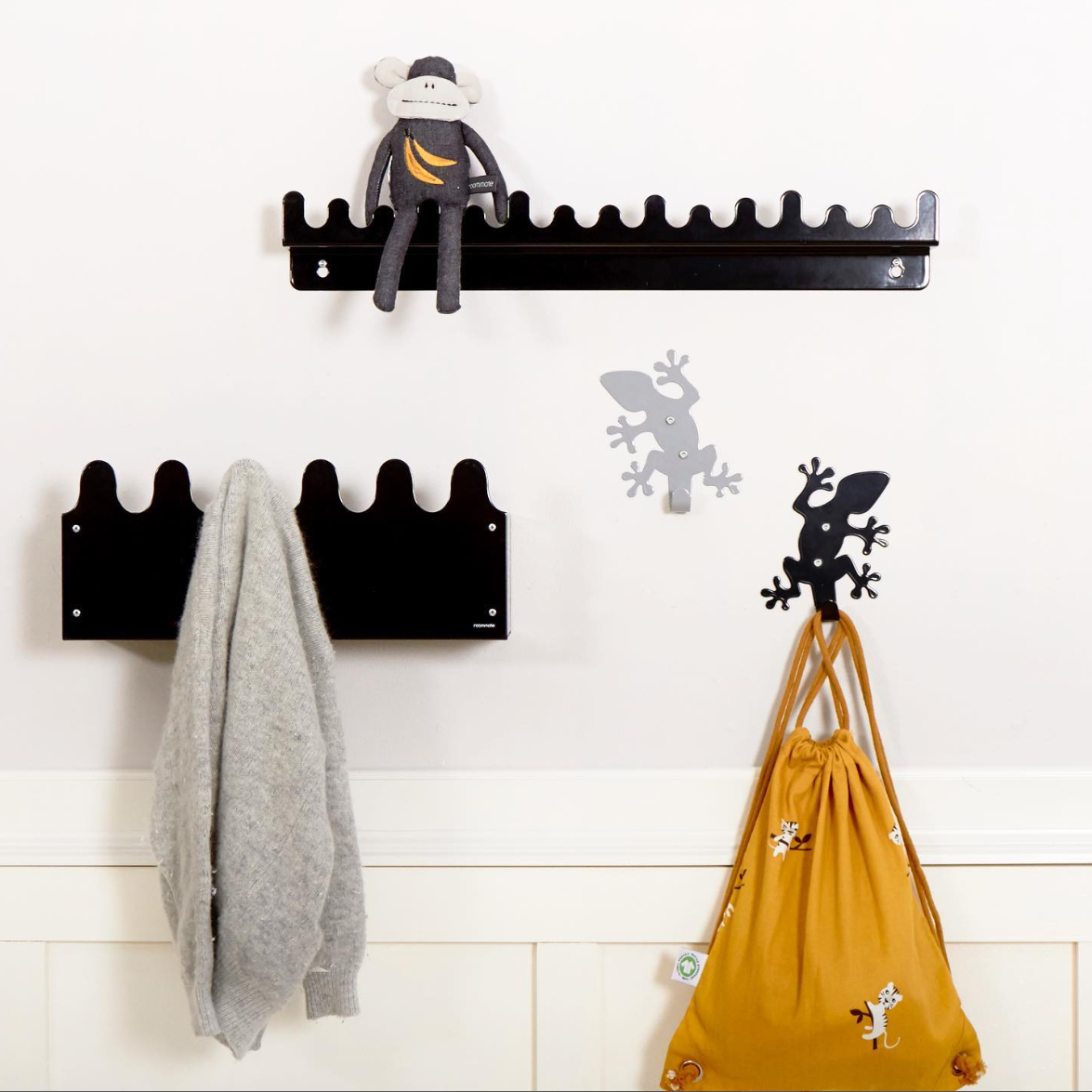 Roommate - Knage til børn - 2-pak - Firben - 15x11 cm - Sort