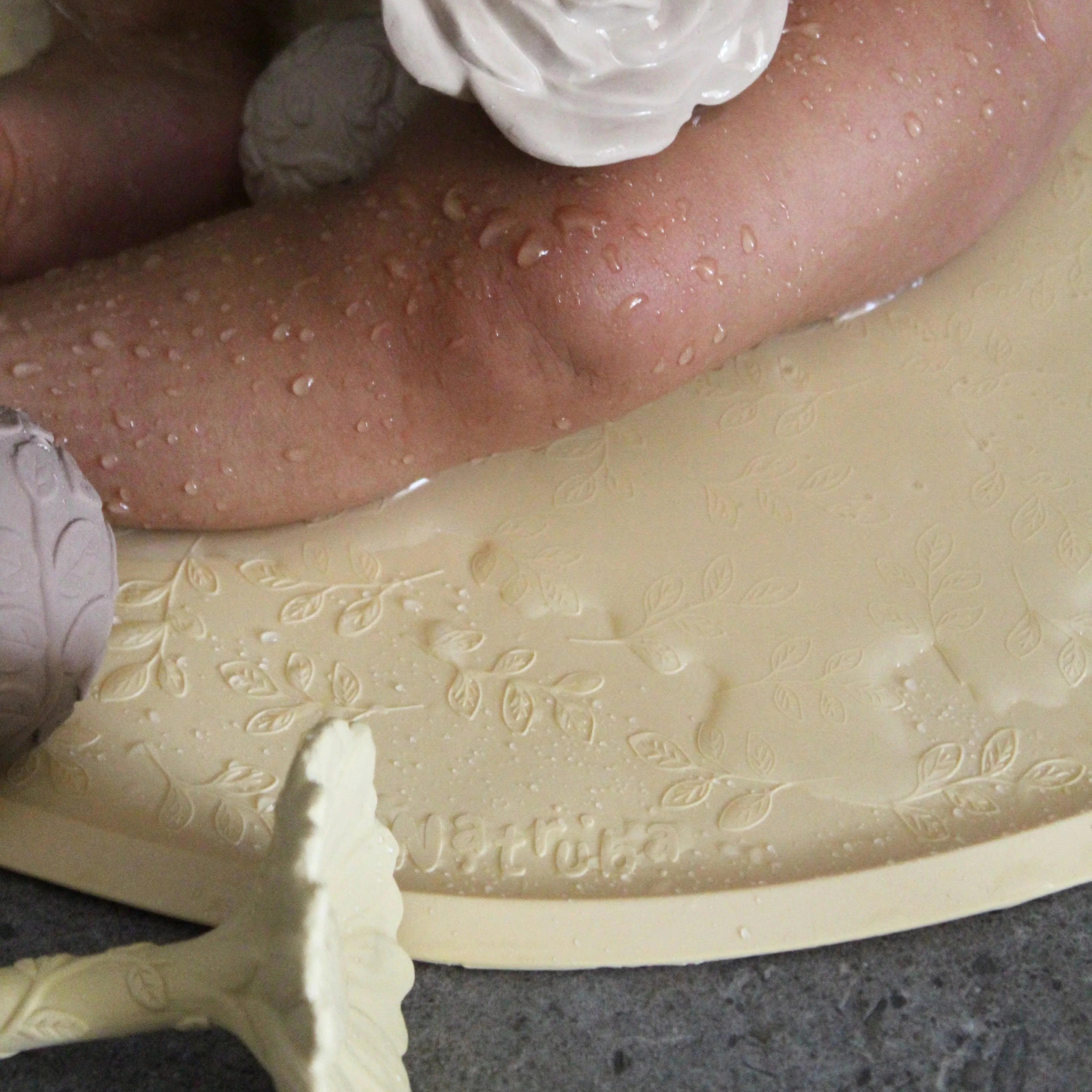 Natruba - Bademåtte med blad mønster - Ø50 cm - Gul