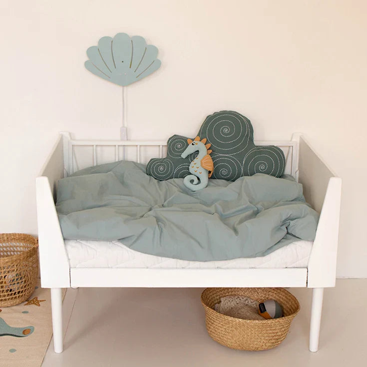 Roommate - Væglampe til børn - Musling - 22x32 cm - Blå